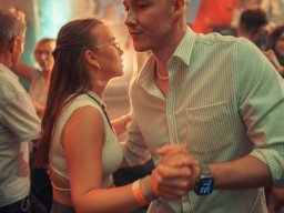 520304552_1294621526003309_1446786089129786030_n_1294618652670263