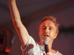 520454164_1294651886000273_9194678752959052405_n_1294649466000515